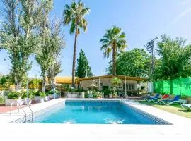 6 Bedroom Amazing Home In Lucena