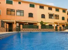 Cozy Apartment In Los Alcázares