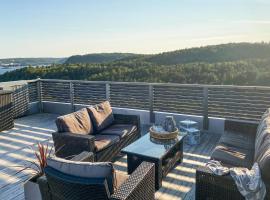 Cozy Home In Søndeled With Kitchen, hotel in Søndeled