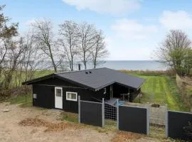 3 Bedroom Lovely Home In Bjert