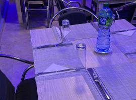 H&ocirc;tel Ami Bamba, feriebolig i M'Bour