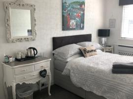 Southend Airport Bed & Breakfast, khách sạn biển ở Rochford