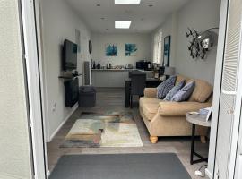 Little Ings, Modern, idyllic, self-contained hideaway in Easingwold, North Yorkshire