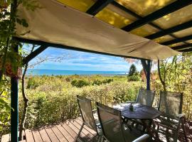 Ugra Miradore Balatonalmadi, hotel in Balatonalmádi
