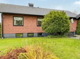 Beautiful Home In Dalsjöfors With Sauna