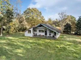 Stunning Home In Rønde With Wifi