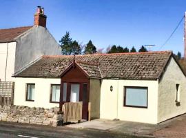Bungalow - 4 Beds 2 Baths - Dog Friendly - Walks, bungalow in Berwick-Upon-Tweed
