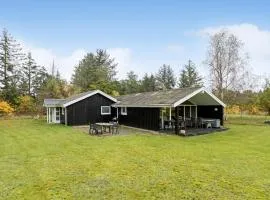 4 Bedroom Pet Friendly Home In Bindslev