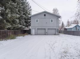 The Upper Downtown Suite 2, διαμέρισμα σε Φέρμπανκς