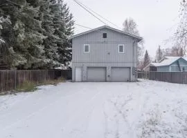 The Upper Downtown Suite 2