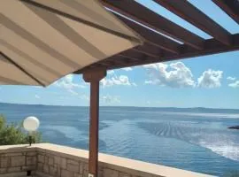 Apartments and Rooms Ref