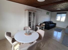 Eco House Residence, hotel v destinaci Craiova International Airport