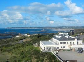 Corbiere Phare Apartments, hotel di St Brelade