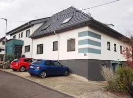 moderne Ferienwohnung mit Balkon