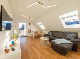 Merlin Ausguck - Familienfreundliche Dachgeschosswohnung mit Morgensonne, hotel a Marienfelde