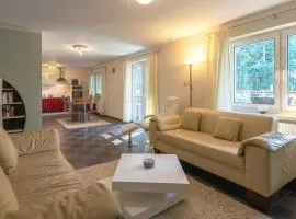 Träumerei mit Kamin und großzügigem Garten