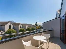 Central Retreat - Lake Taupo Holiday Apartment