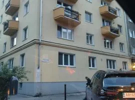 BRATISLAVA ROOMS near ICE ARENA