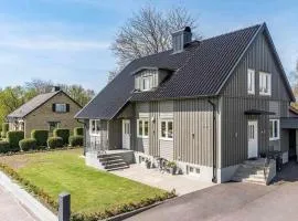 Apartments Smålandsstenar