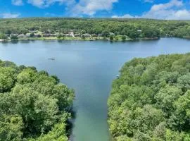 Lakefront Getaway
