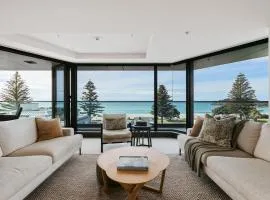 Oceanfront Designer Home Sea Views Pool and Gym