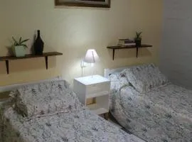 Cabaña al pie del monte mendocino