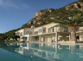 Villa in Spain near Cala Tarida Beaches, hotel v destinaci Andratx