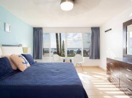 Inspiring and relaxing sea view condo, hotel in Cozumel