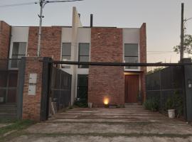 Duplex Luque, hotel v destinaci Luque
