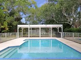 Beachfront on Bennetts Beaches Apartment 4