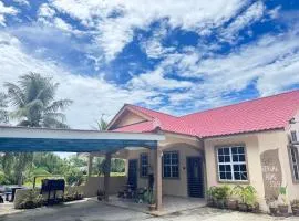 Rerama Homestay Langkawi 5 minutes driving to Chenang Beach, kitchen, Wifi, parking, village vibes