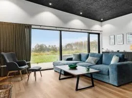 3 Bedroom Stunning Home In Løgstrup