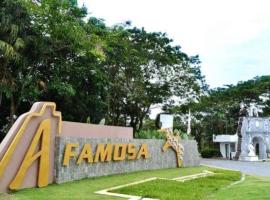 A'FAMOSA Pool Villa by S&T Homez, hotel in Alor Gajah