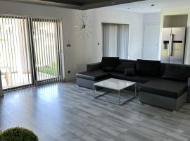 Guesthouse - R, hotel v Rozvadově