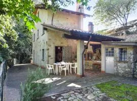 3 Bedroom Lovely Home In Gombitelli