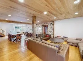 Pet Friendly Home In Saint Estephe