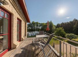 Zwergtaucher - Ferienwohnung mit Balkon, Seeblick & Freizeitangeboten am See, מלון בJabel