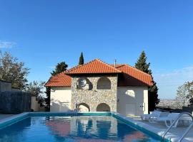 Vila ISKRA, hotell i Novi Sad