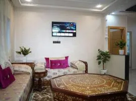 Luxury Apartment with Fast 200 Mbps Fiber and Balcony View