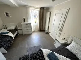 Helfant Luxembourg Deluxe Double Room 1
