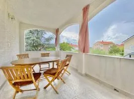 Family Apartments Viva close to the Beach