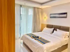 Step Apart Hotel