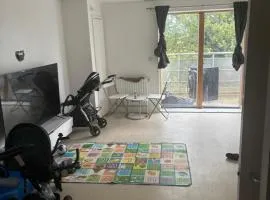 Cozy Apple Grove Apartment in Middlesex