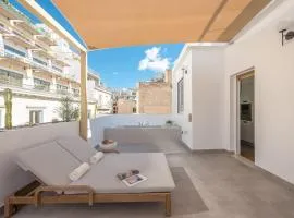 Modern 2BDR Flat w Hot Tub & Big Terrace in Plaka