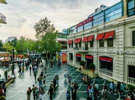 Sweet Apartment in Nizami, hotel in Baku