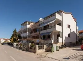 Apartments Ivo