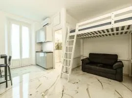 Milan St Laurent Apartment