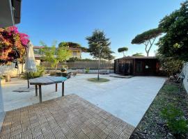 Nerone's House Villa with garden near the sea, ideal for family, hotel a Anzio
