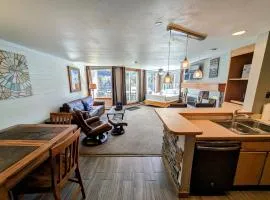 Lakeside 1485 by SummitCove Lodging