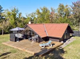 Lovely Home In Rødby With Wifi, hotel a Rødby